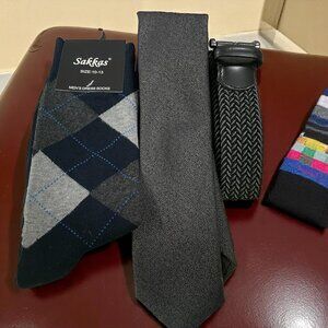 Mens Gift Set Perry Ellis Belt Alfani Tie Argyle Socks Sakkas Gray Black NWT